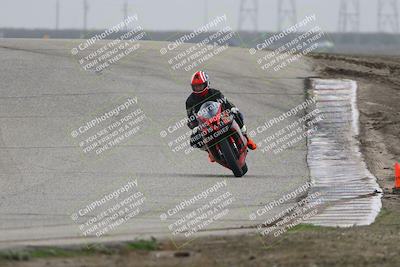 media/Nov-29-2025-TrackDaz (Sat) [[10ae2d9bce]]/A Group/Session 3 (Outside Grapevine)/